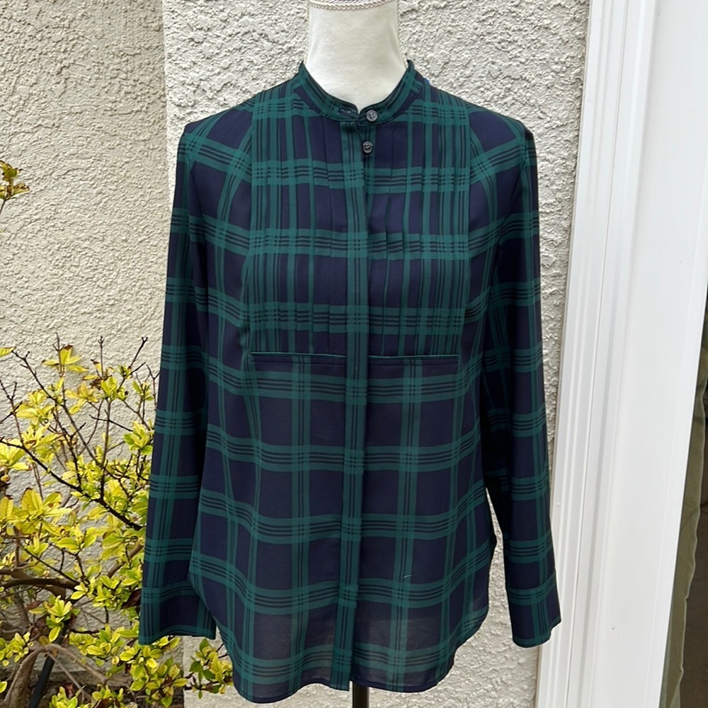 💚J.Crew Tuxedo Pleat Tarten Plaid Button up Women's Blouse Size S - Picture 1 of 7